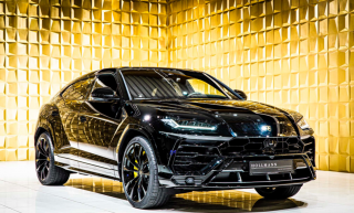 Lamborghini Urus - černá metalíza - nové auto skladem ihned k předání