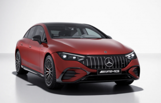 MERCEDES-BENZ EQE 43 AMG 4matic - červená Hyacinth metalíza