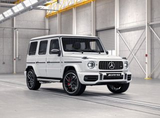 MERCEDES G 63 AMG 4MATIC - bílá polar