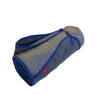 Softshellová pikniková deka - šedá melange s modrým lemem Rozměr mix: 145x200 cm - velká bez popruhu