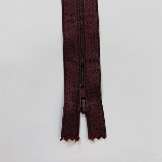 Zip spirálová - délka 40cm Barva: bordó