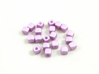 Mačkané korálky kostičky Cube 6x6mm, barva světle fialová Balení: 50 g