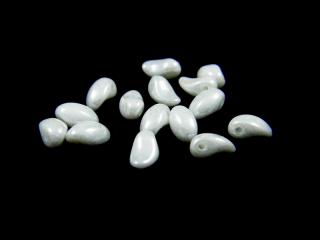 Mačkané korálky Teet 4x6mm, barva perleťová bílá Balení: 1 ks