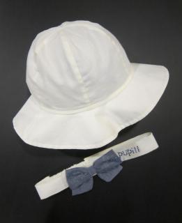 37S  Pupill Gala 2 dílný dívčí bílý elegantní letní velmi vzdušný klobouček s čelenkou s riflovou mašlí Barva: Bílá, Velikost: 48-50/ cca 1,5 - 3…
