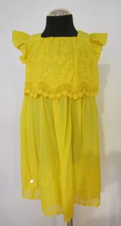 3952/46 Mayoral dívčí letní romantické lehké žluté krajkové šaty Madeira s křidélkovým rukávem Barva: Žlutá, Velikost: 110 / 5 let, Materiál: 100%…