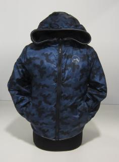 4438/42 Mayoral chlapecká modrá oboustranná bunda vzor ,,maskáč,, s kapucí Barva: Modrá, Velikost: 104, Materiál: 99% bavlna 1% elastan