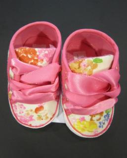 9816/59  Mayoral dívčí růžové kotníkové botičky (tenisky) pro miminka v květinovém vzoru a v dárkové krabičce Barva: Růžová, Velikost: 17 (5-7…