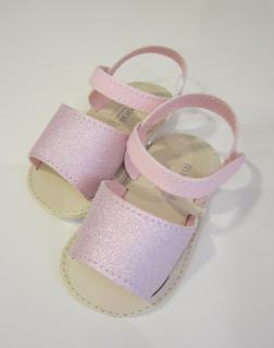 9818/76  Mayoral botičky pro miminka dívčí růžové sandálky se třpytkami a v dárkové krabičce Barva: Růžová, Velikost: 17 (5-7 měsíců), Materiál: 100%…