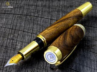 Dřevěné plnící pero Superior Royal Walnut - Burly gold č.2861