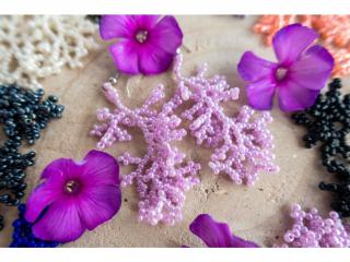 Náušnice  Huichol  tvar mořský korál - světle-fialkové