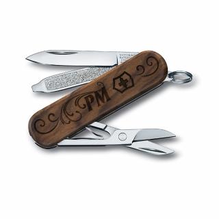 Multifunkční nůž Victorinox Classic Wood s gravírováním