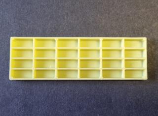 Vymezovací plastová podložka Barva: Žlutá, Rozměr: 32mm x 100mm, Tloušťka: 6mm