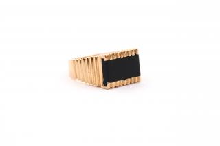 Zlatý prsten 5.49g