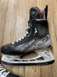 Brusle BAUER VAPOR  HYPERLITE. /250223/