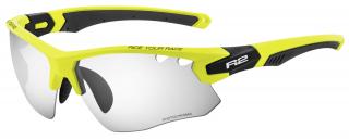 Sportovní cyklistické sluneční brýle R2 CROWN fotochromatické Barva čoček: fotochromatická čirá do šedé, Barva rámu: žlutý, černý/matný