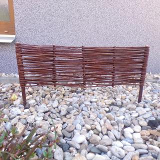 Proutěné obruby záhonů délka 60 cm výška 20 cm