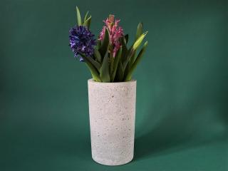 Betonová váza prostý beton šedá