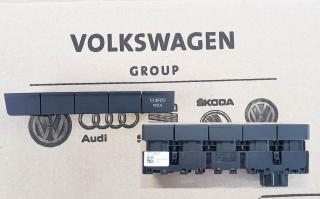 Control unit with buttons Original Škoda Octavia III 5E2927238L