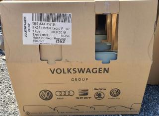 Dveře zadní pravé Škoda Octavia III liftback 5E5833052B, 5E5 833 052 B