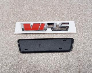 Logo VRS červené ŠKODA Kodiaq  565853736A , 565 853 736 A