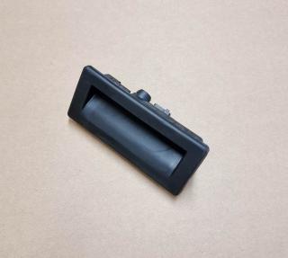 Tlačítko pro elektrické ovládání zámku pátých dveří  3V0827566 , 3V0 827 566