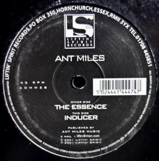 12  Ant Miles ‎– The Essence / Inducer (Deska jen mírně ohraná, jemné vlásenky. Obal v perfektní kondici.)