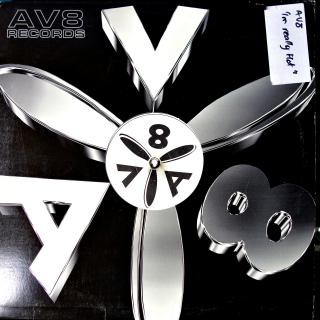 12  DJ A.P. ‎– AV8 Blends Vol.9 (US, 2004, Hip Hop, RnB,)