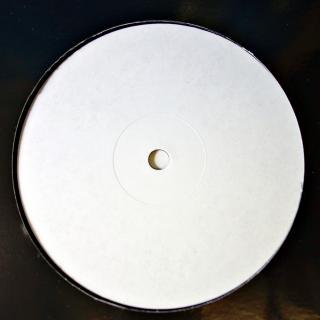 12  Various ‎– Dub Local Remixes Vol. 1 (Hungary, 2002, White Label, Breakbeat, House)