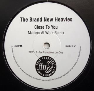 2x12  The Brand New Heavies ‎– Close To You (Masters At Work Remixes) (UK, 1995, House, Deep House, Garage House, VELMI DOBRÝ STAV)