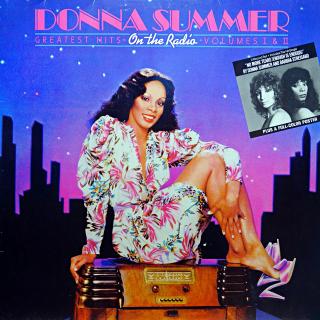 2xLP Donna Summer ‎– On The Radio - Greatest Hits Volumes I &amp; II (Obě desky jsou v pěkném stavu, jen jedna lehká povrchová oděrka. Bezvadný a čistý zvuk. Obal je v dobrém stavu s lehkými oděrkami na hranách.)