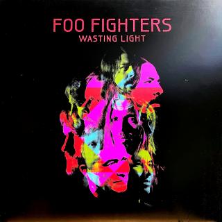 2xLP Foo Fighters – Wasting Light (Včetně orig. vnitřní obaly s potiskem. Top stav i zvuk!)