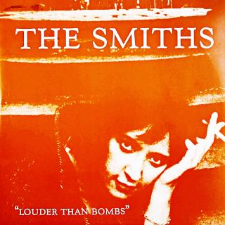 2xLP The Smiths ‎– Louder Than Bombs (Desky jsou mírně ohrané s jemnými vlásenkami. Rozevírací obal je v bezvadném stavu.)