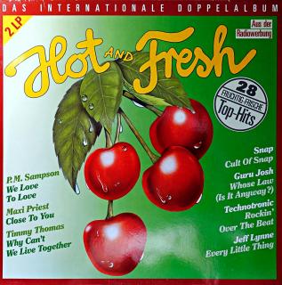 2xLP Various ‎– Hot And Fresh - Das Internationale Doppelalbum (Desky v dobrém stavu, jemné vlásenky. Obal také v pěkném stavu.)