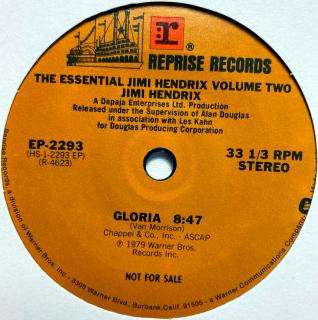 7  Jimi Hendrix – Gloria (Na desce je jedna malá oděrka, asi minutu jsou slyšet mírné lupance. Jinak jen velmi jemné vlásenky. Nový tvrdý obal.)