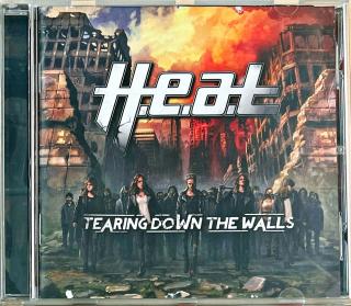 CD H.E.A.T – Tearing Down The Walls (Včetně přílohy.)