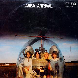 LP ABBA ‎– Arrival (Deska je trochu ohraná, vlásenky a jemné povrchové oděrky. Obal taky mírně obnošený.)
