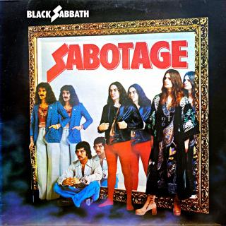 LP Black Sabbath ‎– Sabotage (Deska je v krásném a lesklém stavu, jen lehce ohraná s několika jemnými vlásenkami. Hraje fajn, výborný zvuk, jen mírný praskot v tichých pasážích. Obal je krásný a lesklý, jeden mírně ohnutý roh.)