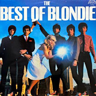LP Blondie ‎– The Best Of Blondie (Deska je v pěkném stavu, jen lehce ohraná s jemnými vlásenkami a malou lehkou oděrkou na konci ve výjezdové stopě (mimo záznam). Bezvadný a čistý zvuk. Obal je lesklý a v perfektní kondici.)