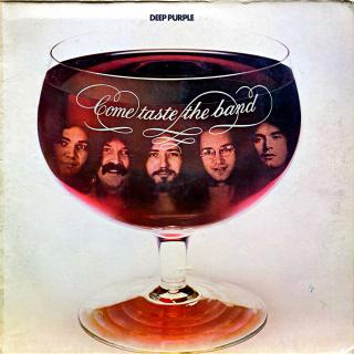 LP Deep Purple – Come Taste The Band (Deska je ohraná, mnoho vlásenek i několik jemných povrchových oděrek. Hraje fajn, velmi dobrý zvuk, mírný praskot v tichých pasážích. Rozevírací obal je lehce obnošený a má hrany olepené páskou viz fotky.)
