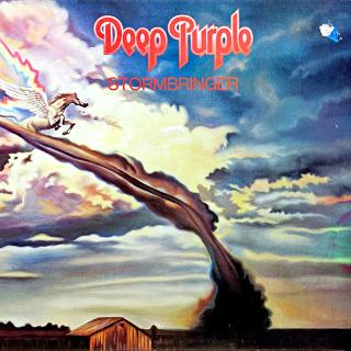 LP Deep Purple ‎– Stormbringer (Deska je v krásném a lesklém stavu, téměř jako nová s několika ultra-jemnými vlásenkami. Hraje perfektně, výborný a čistý zvuk. Obal je v pěkný a lesklý s jednou oděrkou na čelní straně viz foto. )