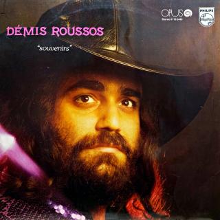 LP Démis Roussos ‎– Souvenirs (Deska je trochu ohraná, mnoho jemných vlásenek. Hraje dobře, jen mírný praskot v záznamu. Obal je lehce obnošený.)