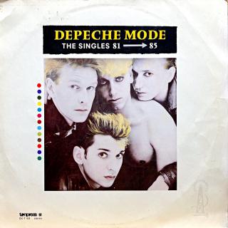 LP Depeche Mode ‎– The Singles 81 - 85 (Včetně přílohy. V první půlce skladby A1 je jemná oděrka, zde je asi minutu slyšet mírný praskot. Kromě toho krásný, lesklý stav a výborný zvuk. Obal je lehce obnošený viz fotky.)