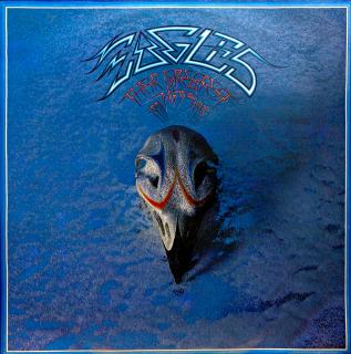 LP Eagles ‎– Their Greatest Hits 1971-1975 (Deska jen mírně ohraná, jemné vlásenky. Hraje velmi dobře, čistý zvuk, mírný praskot v pasážích mezi skladbami. Obal je v krásném a lesklém stavu. Včetně orig. vnitřního obalu s potiskem.)