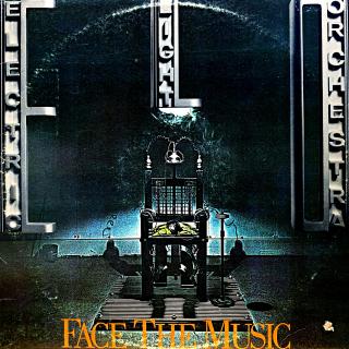 LP Electric Light Orchestra – Face The Music (Na desce je jeden výrazný škrábanec. V druhé půlce skladby B2 po začátek B3 hraje s lupanci. Kromě toho krásný a lesklý stav i výborný zvuk. Obal je trochu obnošený, oděrky na hranách. Orig. vnitřní obal s pot