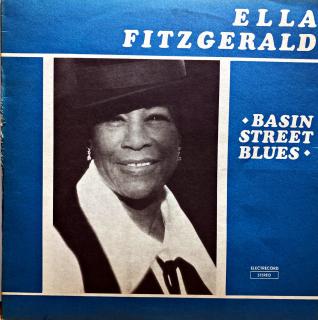LP Ella Fitzgerald ‎– Basin Street Blues (Deska je krásná a lesklá, téměř v perfektním stavu, pouze ultra-jemné vlásenky. Hraje skvěle, výborný a čistý zvuk i v tichých pasážích. Obal má trochu obroušenou hranu viz foto, kromě toho velmi pěkný stav.)