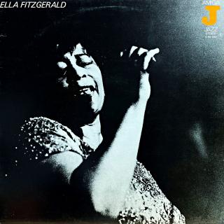 LP Ella Fitzgerald – Ella Fitzgerald (Deska ve velmi pěkném a lesklém stavu, jen pár jemných vlásenek. Bezvadný a čistý zvuk. Obal v perfektní kondici.)