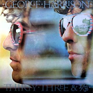 LP George Harrison ‎– Thirty Three &amp; 1/3 (Deska v krásném stavu, pár velmi jemných vlásenek proti ostrému světlu. Rozevírací obal také ve velmi dobrém stavu, jen drobné oděrky na hranách (Album, Indie, 1976, Pop Rock))