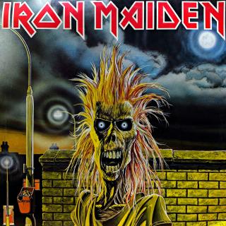 LP Iron Maiden ‎– Iron Maiden (Deska je ve velmi pěkném a lesklém stavu, pouze několik vlásenek. Zvuk je výborný, mírný praskot v tichých pasážích. Obal je taky velmi pěkný, jen lehce obnošený.)