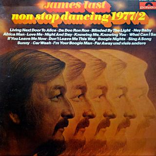 LP James Last ‎– Non Stop Dancing 1977/2 (Deska je lehce ohraná s jemnými vlásenkami. Jedna malá skvrna v nájezdové stopě (mimo záznam). Obal v pěkném stavu, jen lehce obnošený.)