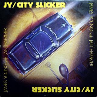 LP James Young With Jan Hammer ‎– City Slicker (Deska v pěkném stavu pouze s několika jemnými vlásenkami. Obal taky v pěkném stavu, jen drobné oděrky na hranách.)